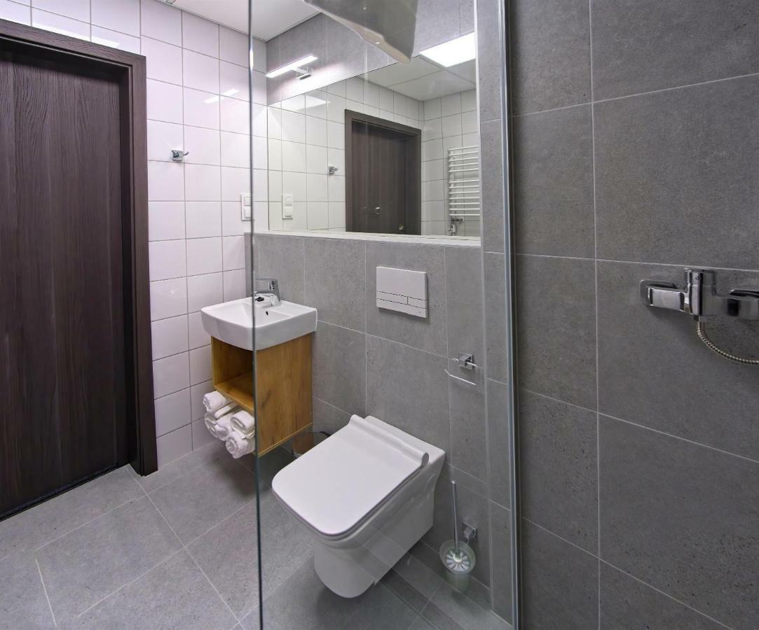 S7 Hotel Кельце Экстерьер фото