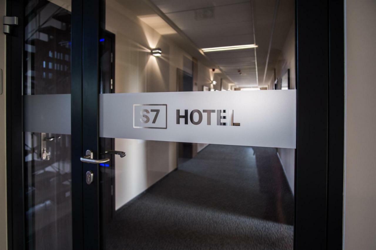 S7 Hotel Кельце Экстерьер фото