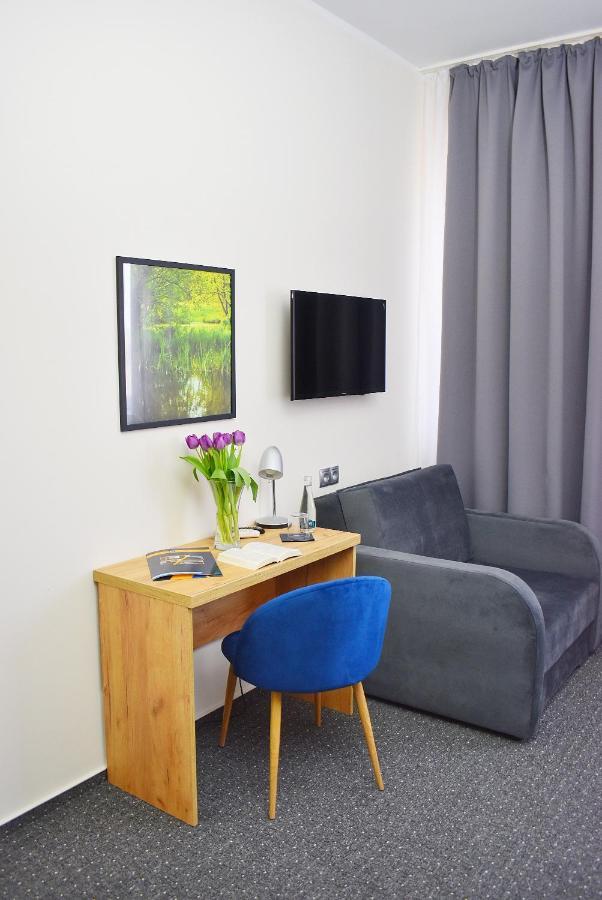 S7 Hotel Кельце Экстерьер фото