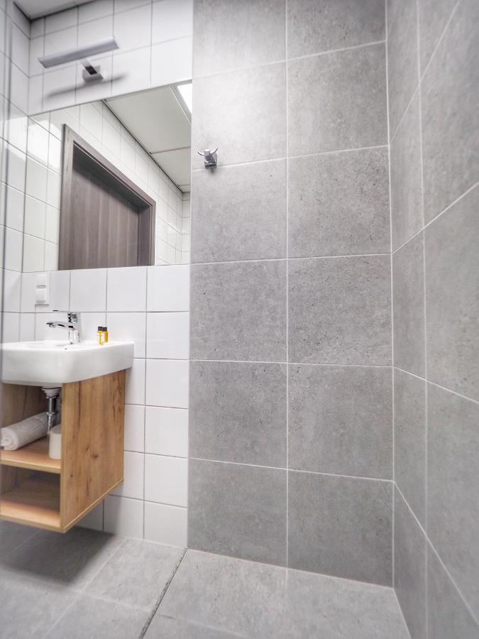 S7 Hotel Кельце Экстерьер фото