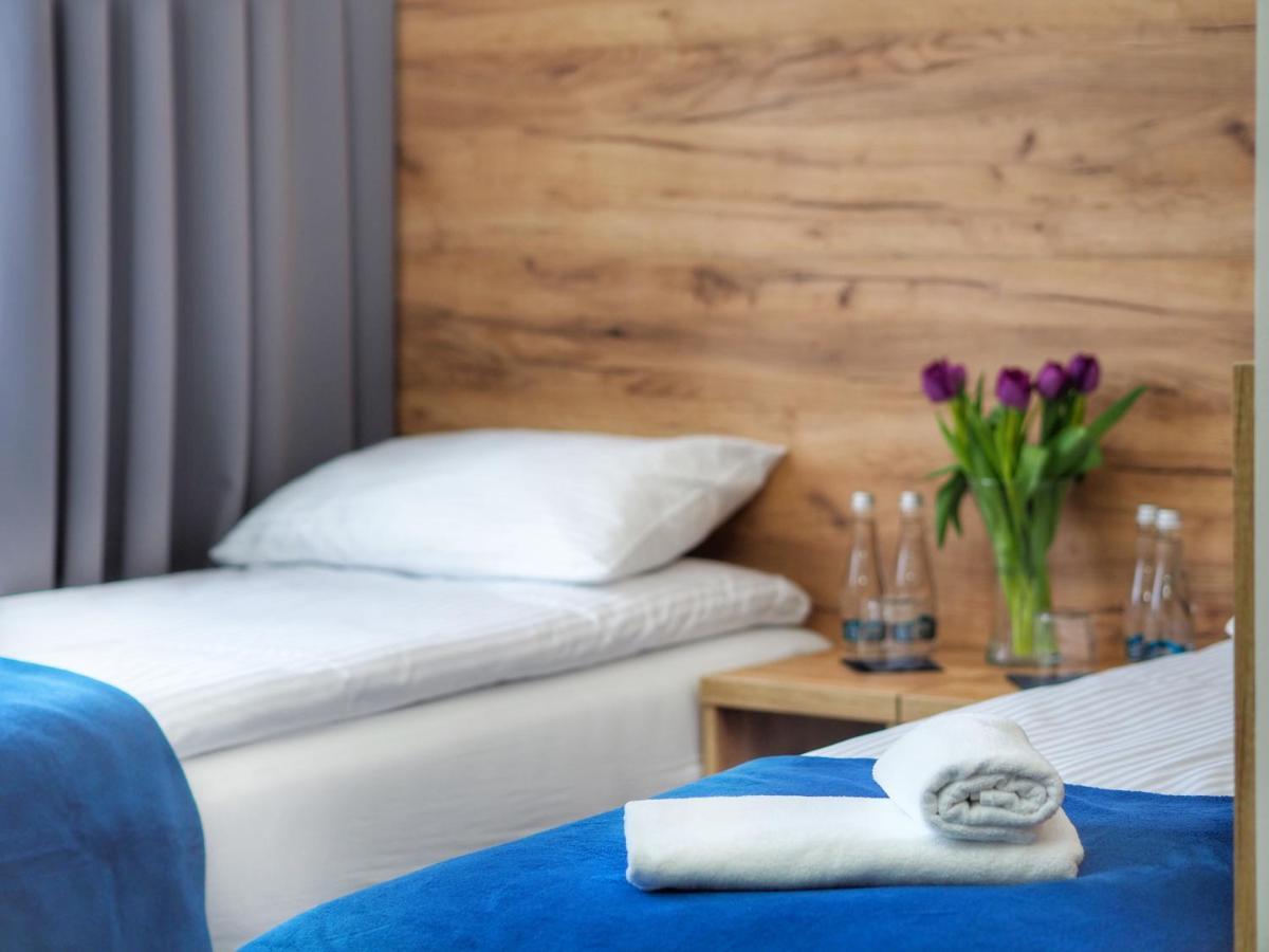 S7 Hotel Кельце Экстерьер фото